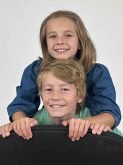 Romy et son frère, Isaac
